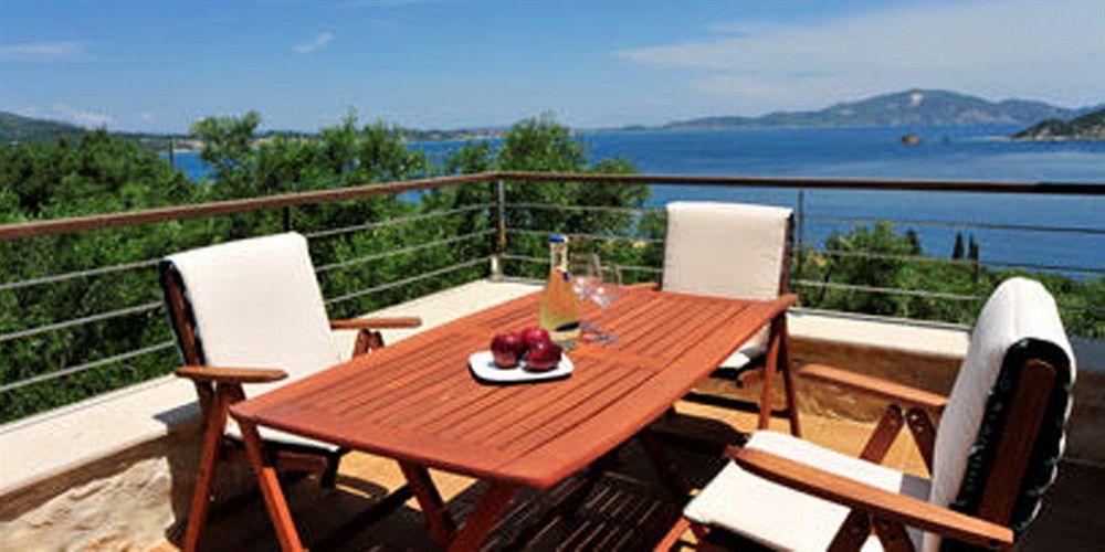 Exensian Villas & Suites Marathias  Exterior photo