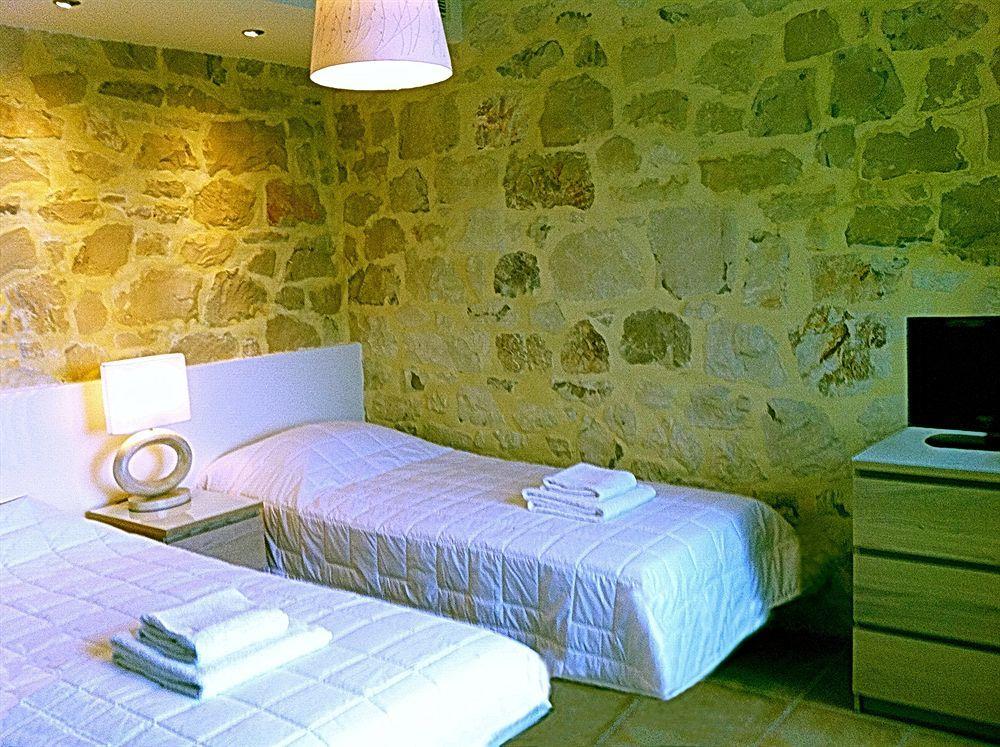 Exensian Villas & Suites Marathias  Exterior photo
