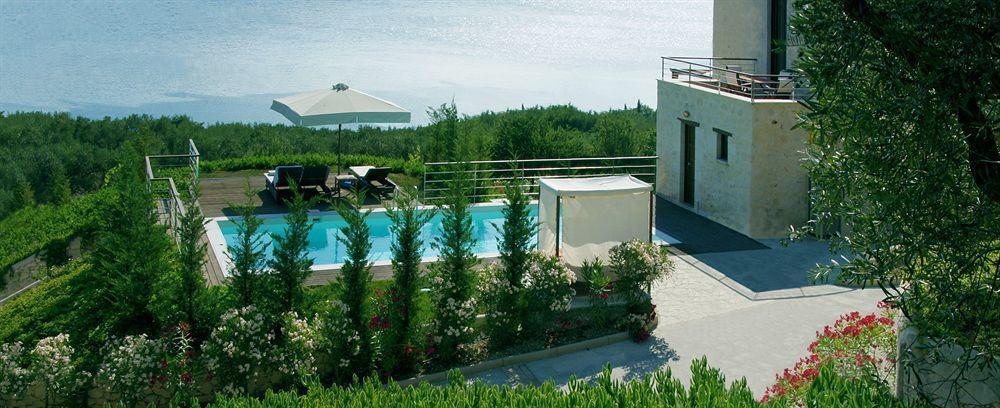 Exensian Villas & Suites Marathias  Exterior photo