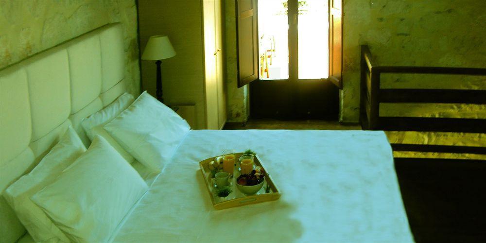 Exensian Villas & Suites Marathias  Exterior photo