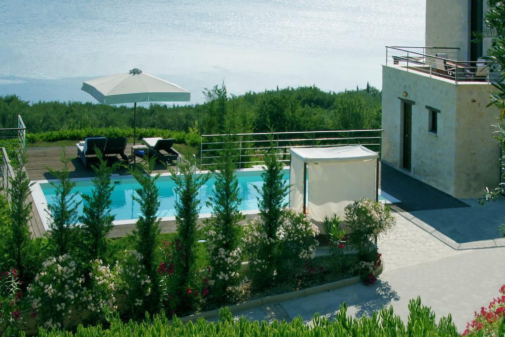 Exensian Villas & Suites Marathias  Exterior photo