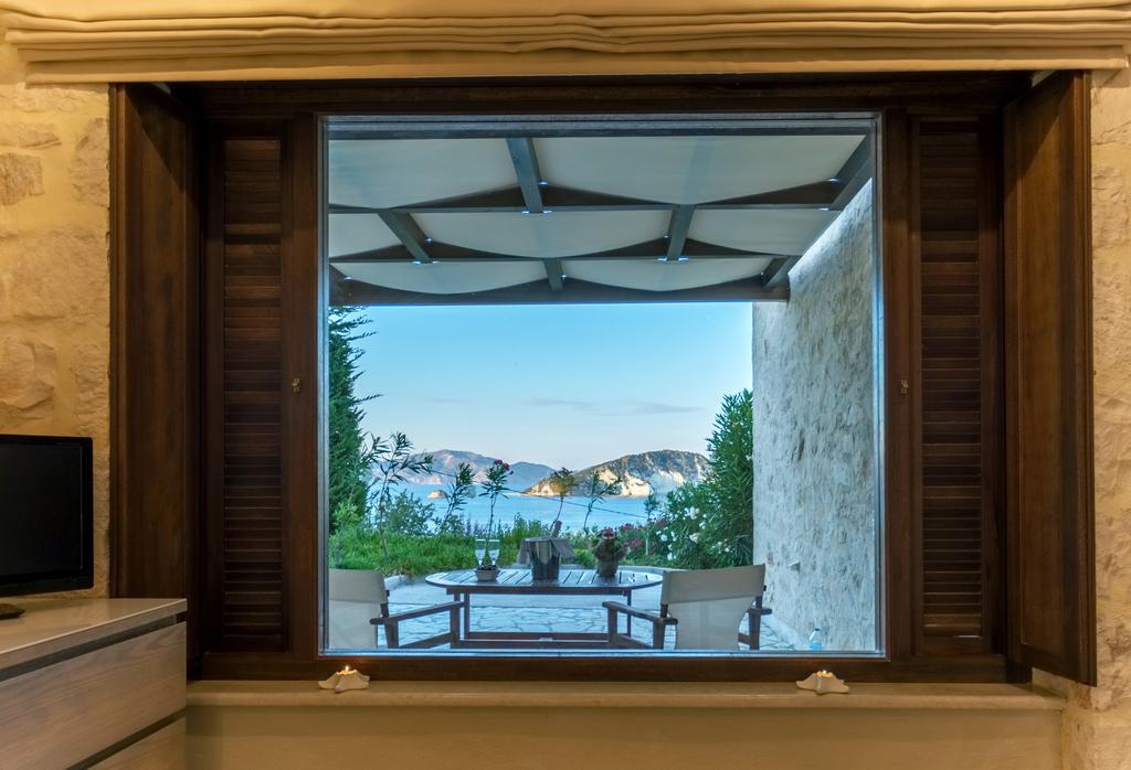 Exensian Villas & Suites Marathias  Exterior photo