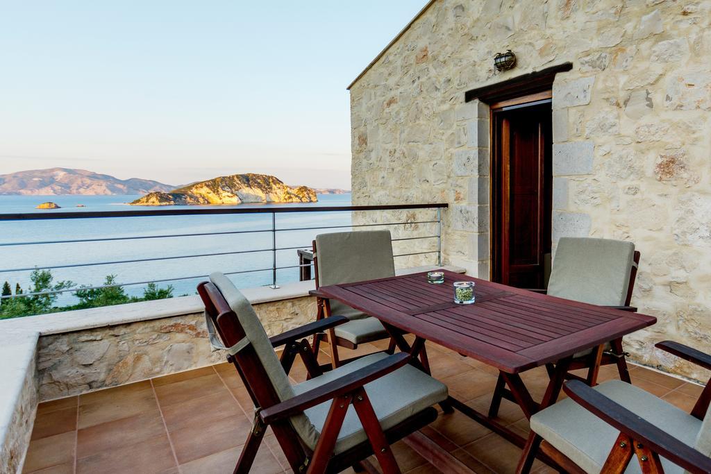 Exensian Villas & Suites Marathias  Exterior photo